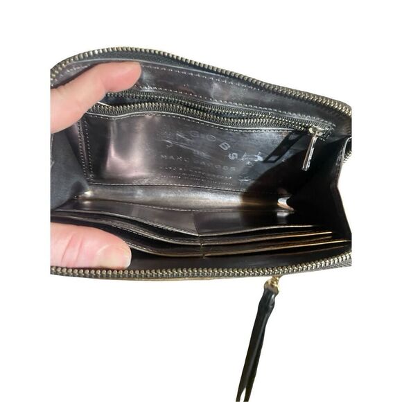 Marc Jacob’s Mirrored Wallet - Picture 4 of 6